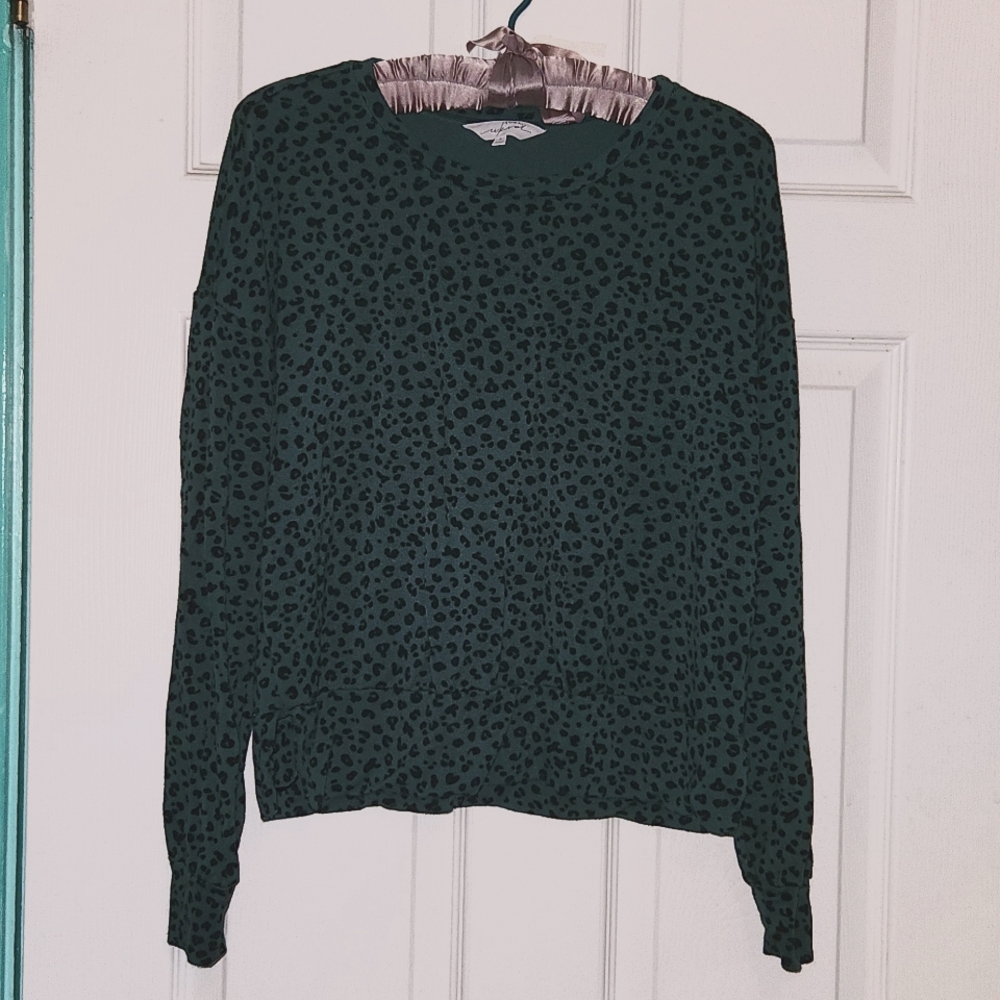 Soma emerald green leopard print top